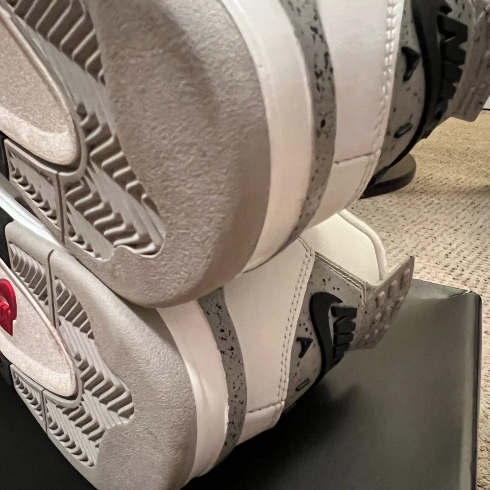 Jordan 4 Retro (2025) White Cement 
Worn 3x - Picture 11 of 11